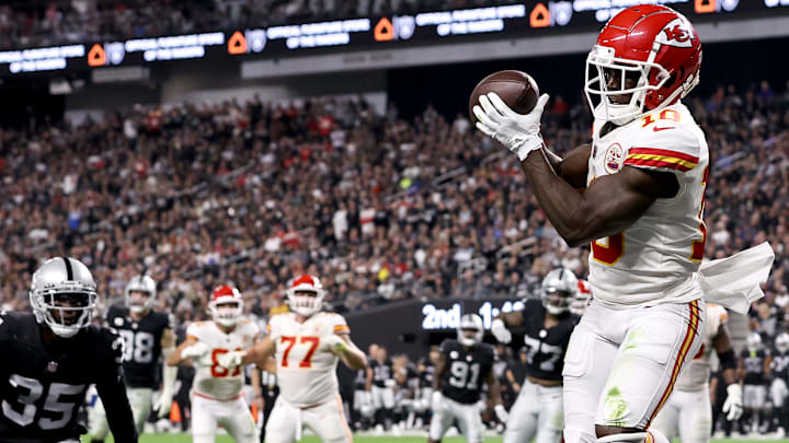 Tyreek Hill logra estadísticas importantes en su carrera con los Chiefs 