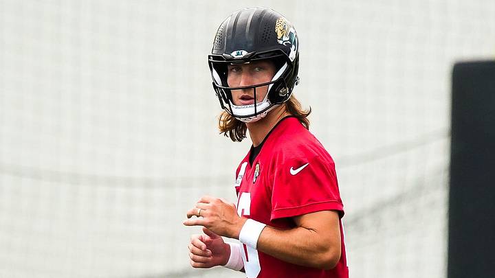 Jacksonville Jaguars quarterback Trevor Lawrence (16) works on his foot work during the second day of minicamp at the Miller Electric Center, Wednesday, June 10, 2026, in Jacksonville. [Doug Engle/Florida Times-Union]