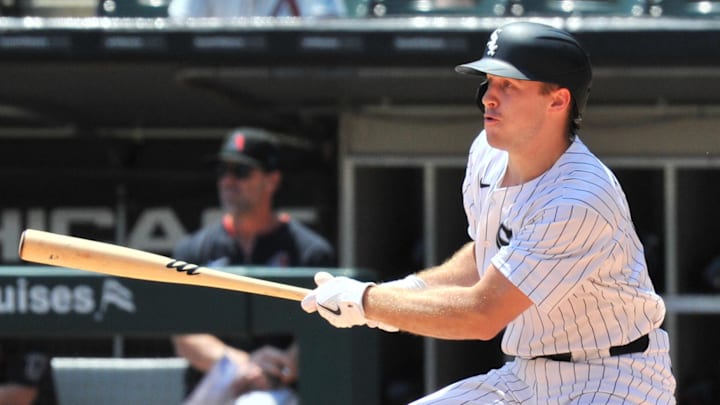 Chicago White Sox catcher Kyle Teel (8) hits an RBI single against the Arizona Diamondbacks at Rate Field. 