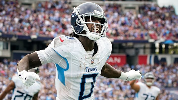Tennessee Titans wide receiver Calvin Ridley (0) brings in a touchdown against the New York Jets during the third quarter at Nissan Stadium in Nashville, Tenn., Sunday, Sept. 15, 2024.