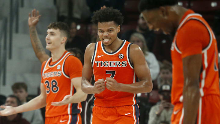 Auburn Tigers forward Keyshawn Hall led the team with 29 points on just 17 shots.