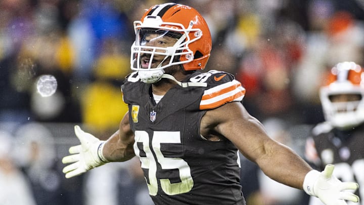 Nov 21, 2024; Cleveland, Ohio, USA; Cleveland Browns defensive end Myles Garrett (95) celebrates a team fumble recovery against the Pittsburgh Steelers during the second quarter at Huntington Bank Field Stadium. Mandatory Credit: Scott Galvin-Imagn Images Nov 21, 2024; Cleveland, Ohio, USA; Cleveland Browns defensive end Myles Garrett (95) celebrates a team fumble recovery against the Pittsburgh Steelers during the second quarter at Huntington Bank Field Stadium. Mandatory Credit: Scott Galvin-Imagn Images