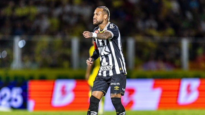 Neymar está confirmado para o duelo Santos x Inter nesta quarta-feira (23)