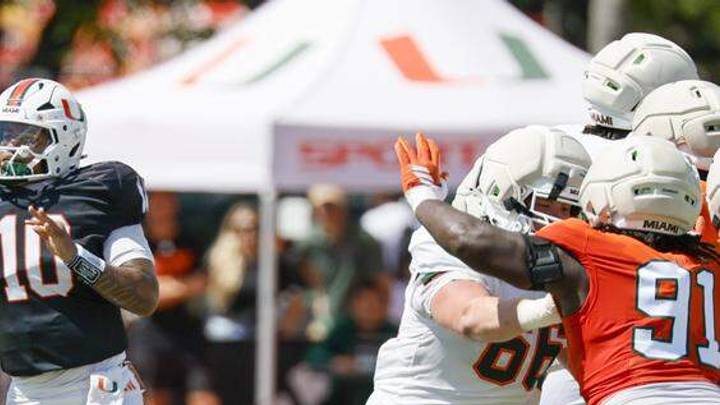 Darian Mensah During Miami's Spring Game