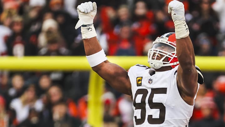 Jan 4, 2026; Cincinnati, Ohio, USA; Cleveland Browns defensive end Myles Garrett (95) celebrates following a sack against the Cincinnati Bengals during the fourth quarter at Paycor Stadium. The play set a new NFL single-season sack record by Garrett. Mandatory Credit: Joseph Maiorana-Imagn Images