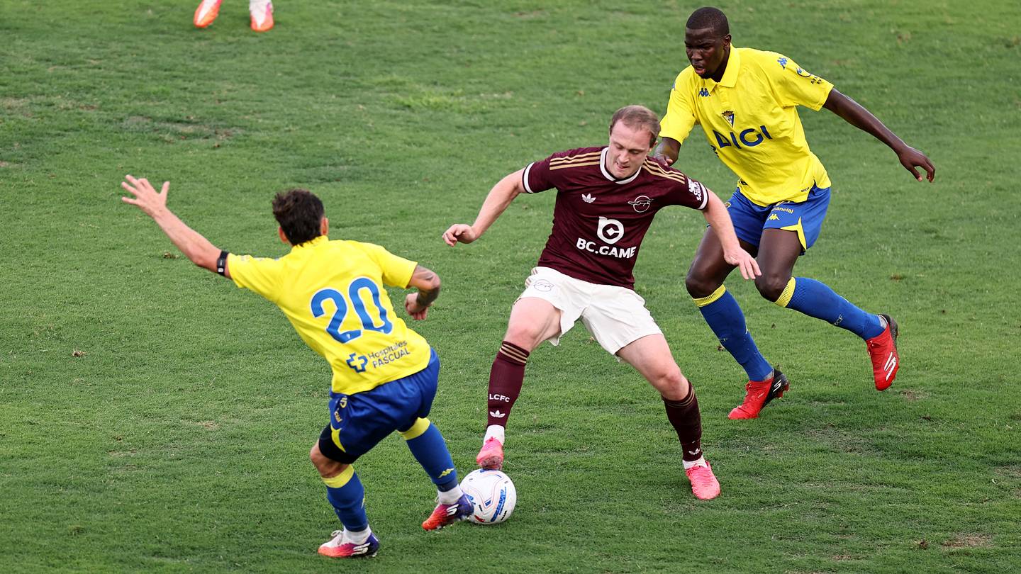 Correcting errors from Leicester Mercury's strongest Foxes XI