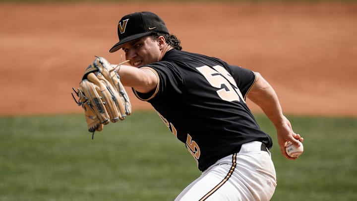 Vanderbilt pitcher Cody Bowker handed off a three-run lead to its bullpen Sunday, but the Commodores ended up losing 7-6 to Auburn on Sunday. Vanderbilt pitcher Cody Bowker handed off a three-run lead to its bullpen Sunday, but the Commodores ended up losing 7-6 to Auburn on Sunday.