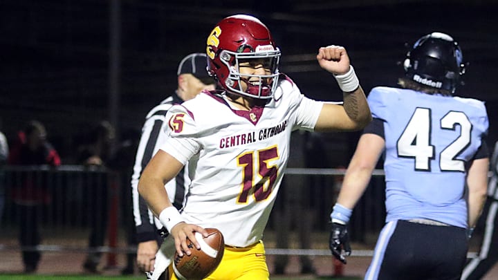 Central Catholic QB Robbie Long led the Rams to the season-opening win in California's Central Valley. Central Catholic QB Robbie Long led the Rams to the season-opening win in California's Central Valley.