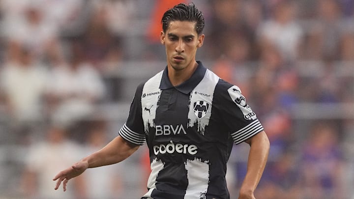 El lateral derecho Erick Aguirre de Rayados durante la Leagues Cup