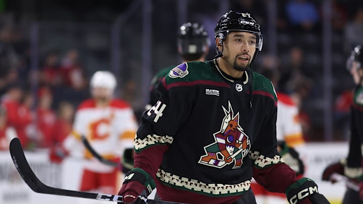 Calgary Flames v Arizona Coyotes
