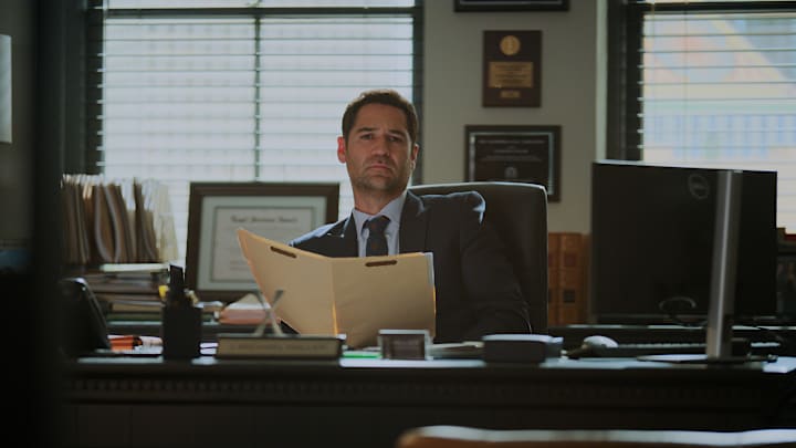 Manuel Garcia-Rulfo as Mickey Haller in episode 308 of The Lincoln Lawyer
