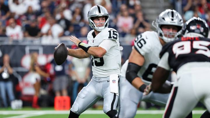 Fernando Mendoza faced plenty of pressure in his second preseason appearance but showed toughness and composure despite an early pick-six. Fernando Mendoza faced plenty of pressure in his second preseason appearance but showed toughness and composure despite an early pick-six.