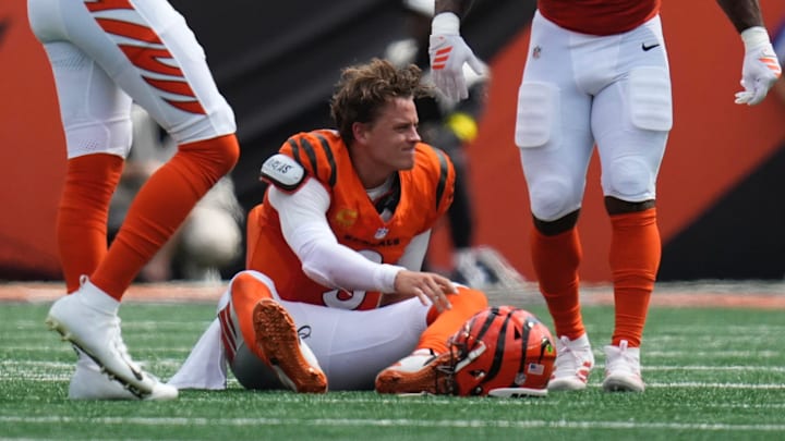 Bengals quarterback Joe Burrow injured against Jaguars.