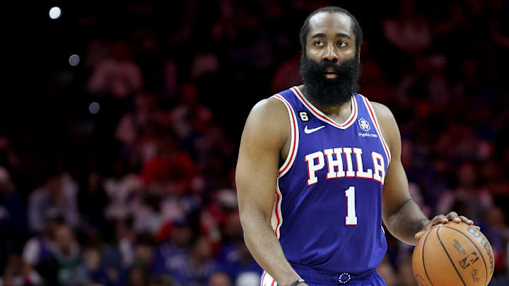 James Harden suena para arribar a los Dallas Mavericks