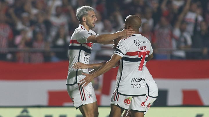 O São Paulo conseguiu uma boa vitória na estreia do Paulistão 2024. O São Paulo conseguiu uma boa vitória na estreia do Paulistão 2024.