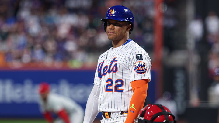 Aug 27, 2025; New York City, New York, USA; New York Mets right fielder Juan Soto (22) looks back before an at bat during the third inning against the Philadelphia Phillies at Citi Field. Mandatory Credit: Vincent Carchietta-Imagn Images Aug 27, 2025; New York City, New York, USA; New York Mets right fielder Juan Soto (22) looks back before an at bat during the third inning against the Philadelphia Phillies at Citi Field. Mandatory Credit: Vincent Carchietta-Imagn Images