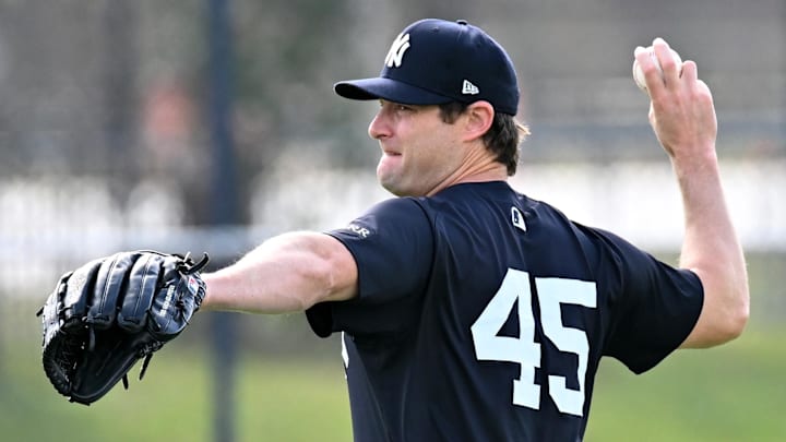 Feb 16, 2025; Tampa, FL, USA; New York Yankees pitcher Gerrit Cole (45) warms up during a spring training workout at George M. Steinbrenner Field. Mandatory Credit: Jonathan Dyer-Imagn Images Feb 16, 2025; Tampa, FL, USA; New York Yankees pitcher Gerrit Cole (45) warms up during a spring training workout at George M. Steinbrenner Field. Mandatory Credit: Jonathan Dyer-Imagn Images