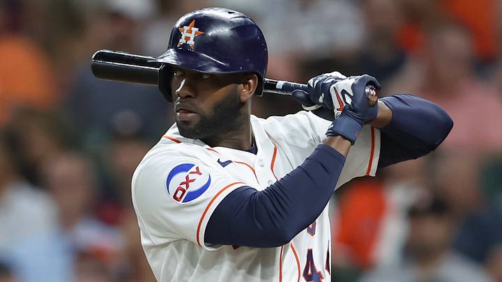 Aug 4, 2026; Houston, Texas, USA; Houston Astros designated hitter Yordan Alvarez (44) bats during the third inning against the Toronto Blue Jays at Daikin Park. Mandatory Credit: Troy Taormina-Imagn Images Aug 4, 2026; Houston, Texas, USA; Houston Astros designated hitter Yordan Alvarez (44) bats during the third inning against the Toronto Blue Jays at Daikin Park. Mandatory Credit: Troy Taormina-Imagn Images