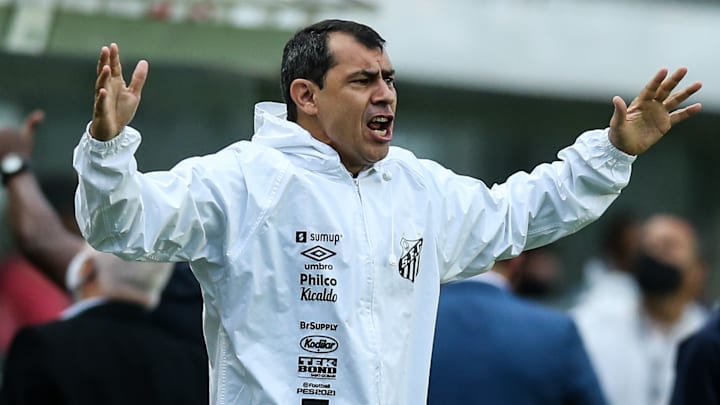 Carille foi mandado embora após problema com Edu Dracena