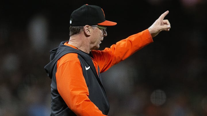Sep 27, 2024; San Francisco, California, USA; San Francisco Giants manager Bob Melvin calls for a relief pitcher during the fourth inning against the St. Louis Cardinals at Oracle Park