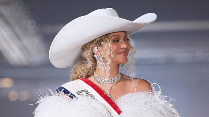 Dec 25, 2024; Houston, Texas, USA; Musician Beyonce preforms during the half time show between the Baltimore Ravens and the Houston Texans at NRG Stadium. Mandatory Credit: Julian Dakdouk Parkwood Entertainment via Imagn Images