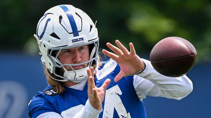 Indianapolis Colts tight end Tyler Warren (84) catches a pass during a drill during minicamp