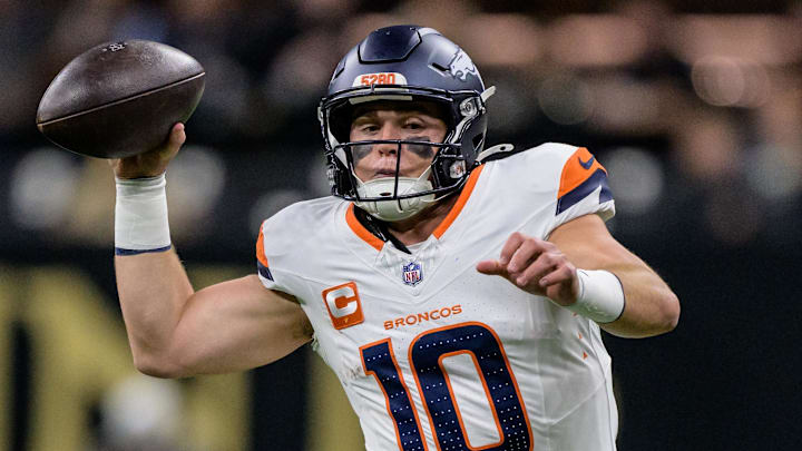 Oct 17, 2024; New Orleans, Louisiana, USA; Denver Broncos quarterback Bo Nix (10) throws during the first quarter against the New Orleans Saints at Caesars Superdome. Mandatory Credit: Matthew Hinton-Imagn Images Oct 17, 2024; New Orleans, Louisiana, USA; Denver Broncos quarterback Bo Nix (10) throws during the first quarter against the New Orleans Saints at Caesars Superdome. Mandatory Credit: Matthew Hinton-Imagn Images