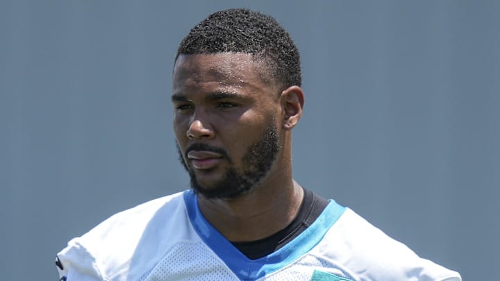 Carolina Panthers tight end Ja'Tavion Sanders
