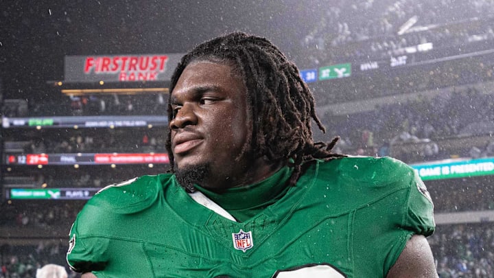 Philadelphia Eagles defensive tackle Jordan Davis (90) and defensive tackle Jalen Carter (98)