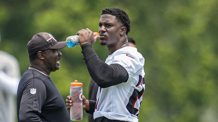 Atlanta Falcons edge rusher James Pearce Jr. is being counted on to revive a long-dormant Atlanta Falcons pass rush.