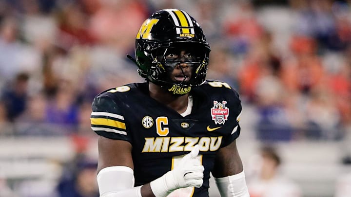 Missouri Tigers defensive end Zion Young Missouri Tigers defensive end Zion Young