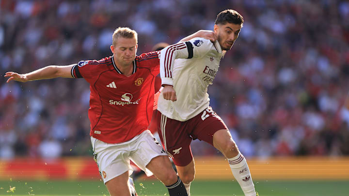 Kai Havertz (r.) im Zweikampf mit Matthijis de Ligt