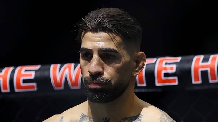 Jun 14, 2026; Washington, D.C., USA; Ilia Topuria (red gloves) looks on prior to his fight against Justin Gaethje (not pictured) during the UFC Freedom 250 at the White House South Lawn. Mandatory Credit: Amber Searls-Imagn Images Jun 14, 2026; Washington, D.C., USA; Ilia Topuria (red gloves) looks on prior to his fight against Justin Gaethje (not pictured) during the UFC Freedom 250 at the White House South Lawn. Mandatory Credit: Amber Searls-Imagn Images