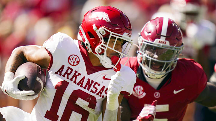 Arkansas wide receiver Isaiah Sategna