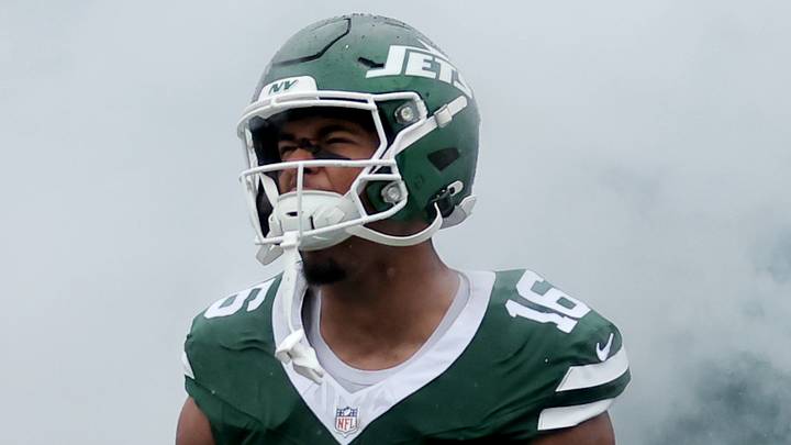 New York Jets tight end Kenyon Sadiq New York Jets tight end Kenyon Sadiq