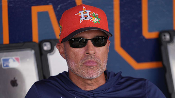 Mar 2, 2026; West Palm Beach, Florida, USA;  Houston Astros manager Joe Espada (19) looks out at his team before the game against the Washington Nationals at CACTI Park of the Palm Beaches. Mandatory Credit: Jim Rassol-Imagn Images
