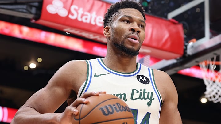 Milwaukee Bucks v Atlanta Hawks