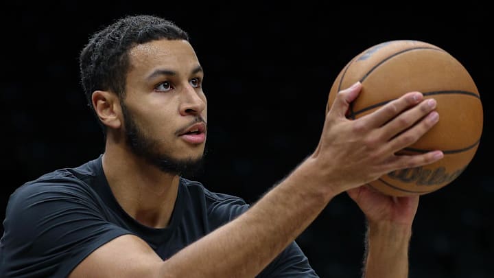 Portland Trail Blazers forward Kris Murray warms up before the game against the Brooklyn Nets.