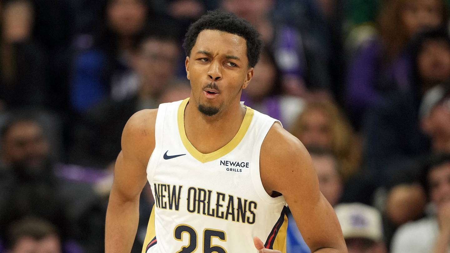 Warriors' Trey Murphy III pursuit may require patience they don't have