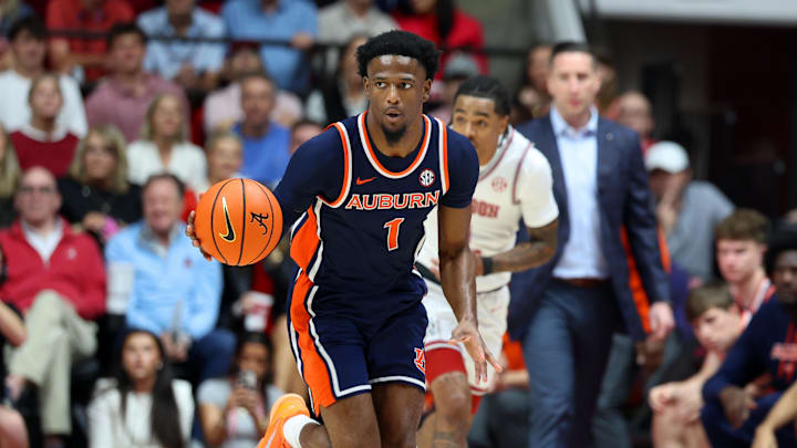 Auburn Tigers guard Kevin Overton led all scorers with 24 points on just 15 shots in the loss to the Crimson Tide. Auburn Tigers guard Kevin Overton led all scorers with 24 points on just 15 shots in the loss to the Crimson Tide.