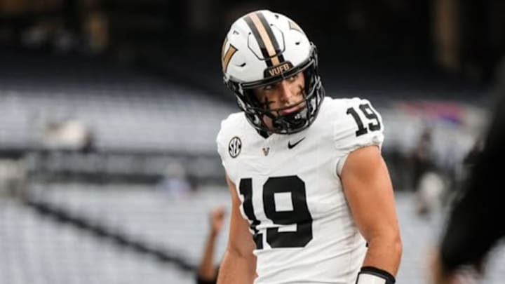 Blaze Berlowitz looks to be the leader in the clubhouse for Vanderbilt's backup job.