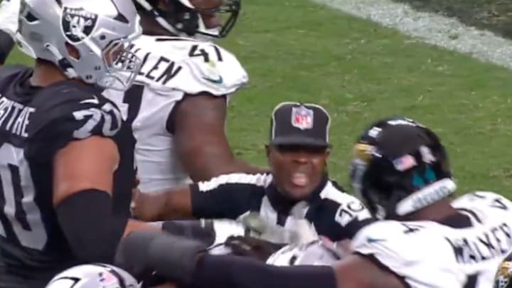 Travon Walker got ejected during Jaguars-Raiders. 