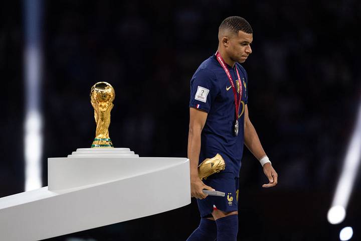 Kylian Mbappé กีลีอัน อึมบัปเป