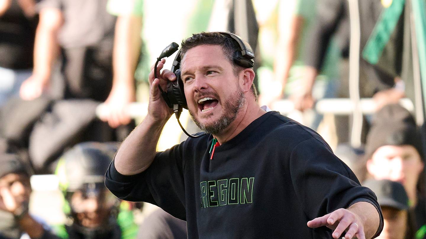 Oregon Ducks Stock Report: Three Rising, Three Falling After Upset Loss