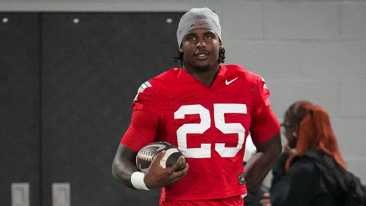 Ohio State Buckeyes running back Bo Jackson (25) jogs during football training camp inside the Woody Hayes Athletic Center in Columbus on Aug. 7, 2026.