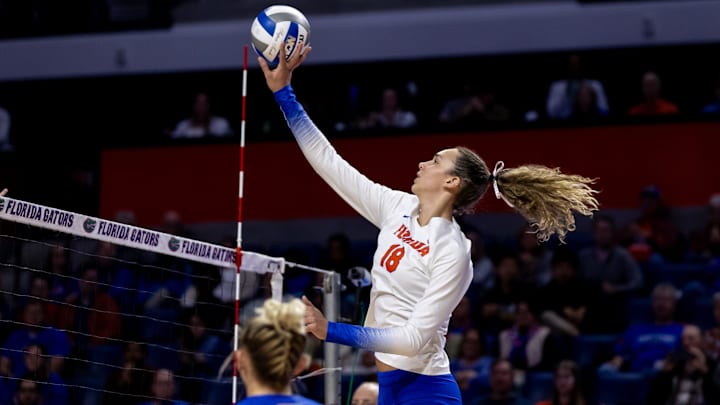 Penn State women's volleyball right side hitter Kennedy Martin
