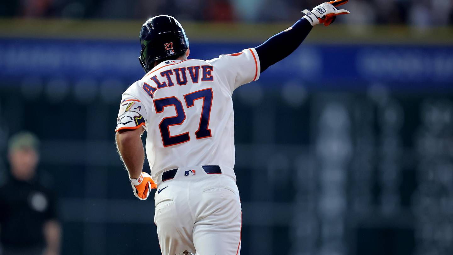 Revisiting Jose Altuve’s extension from the Astros in the wake of his latest injury