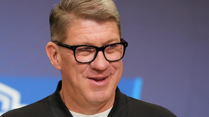 Tampa Bay Buccaneers GM Jason Licht has a perfect trade target thanks to the Chicago Bears. Tampa Bay Buccaneers GM Jason Licht has a perfect trade target thanks to the Chicago Bears.