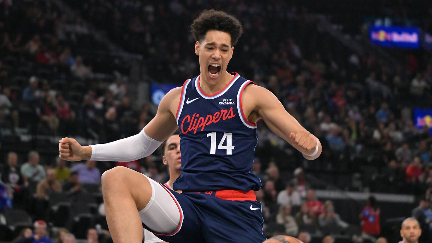 Clippers' Offseason Trade Chips: Breaking Down Draft Picks, Young Players, Contracts
