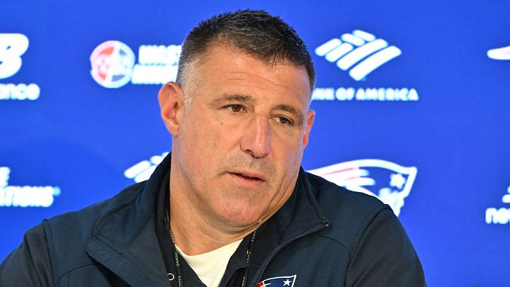 New England Patriots head coach Mike Vrabel.